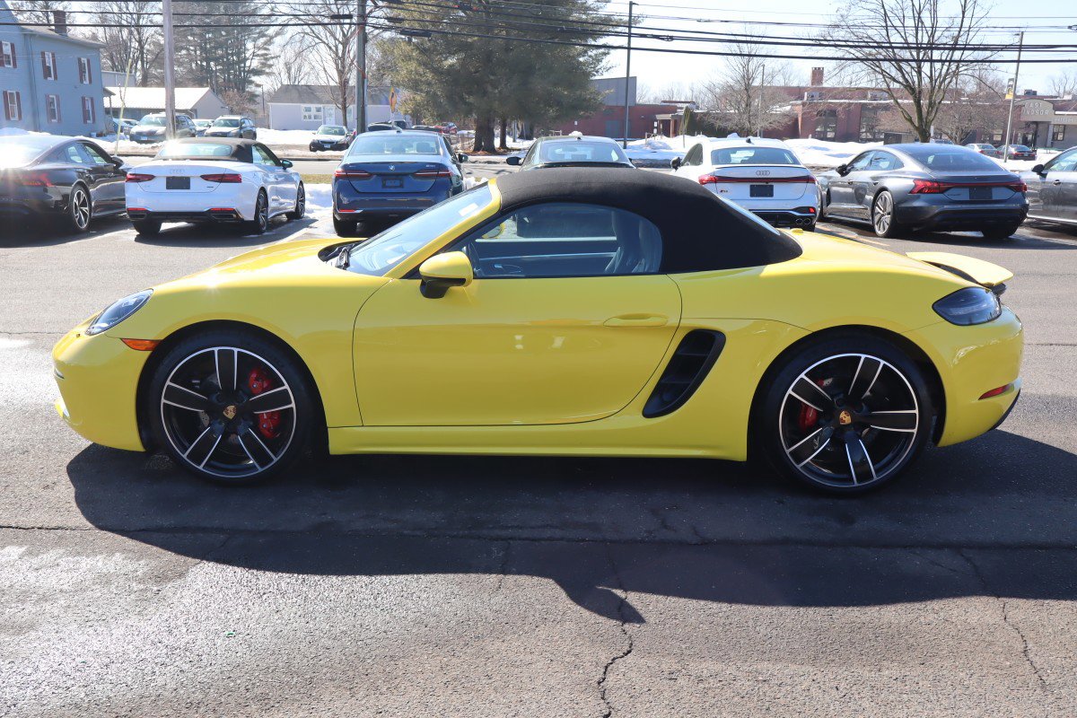 Used 2023 Porsche 718 Boxster S image 12