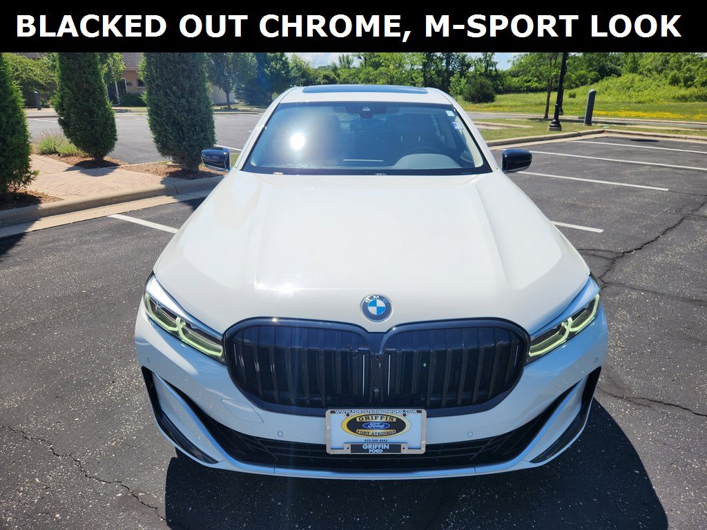 Used 2021 BMW 740i xDrive image 9