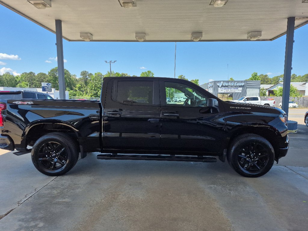 New 2026 Chevrolet Silverado 1500 Custom AWD/4WD image 4