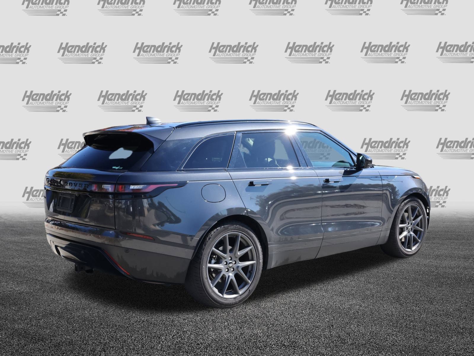 Used 2023 Land Rover Range Rover Velar S image 9