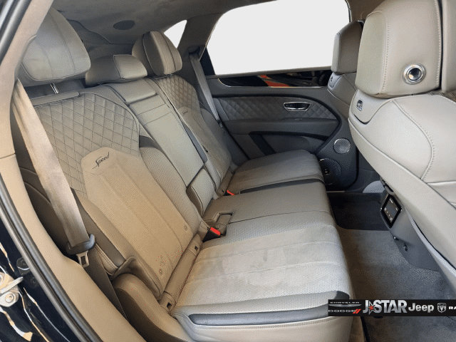 Used 2023 Bentley Bentayga Speed AWD/4WD image 29