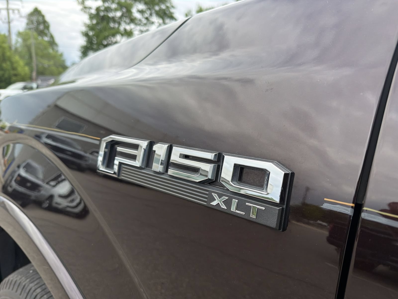 Used 2020 Ford F150 XLT w/ Equipment Group 302A Luxury AWD/4WD image 18