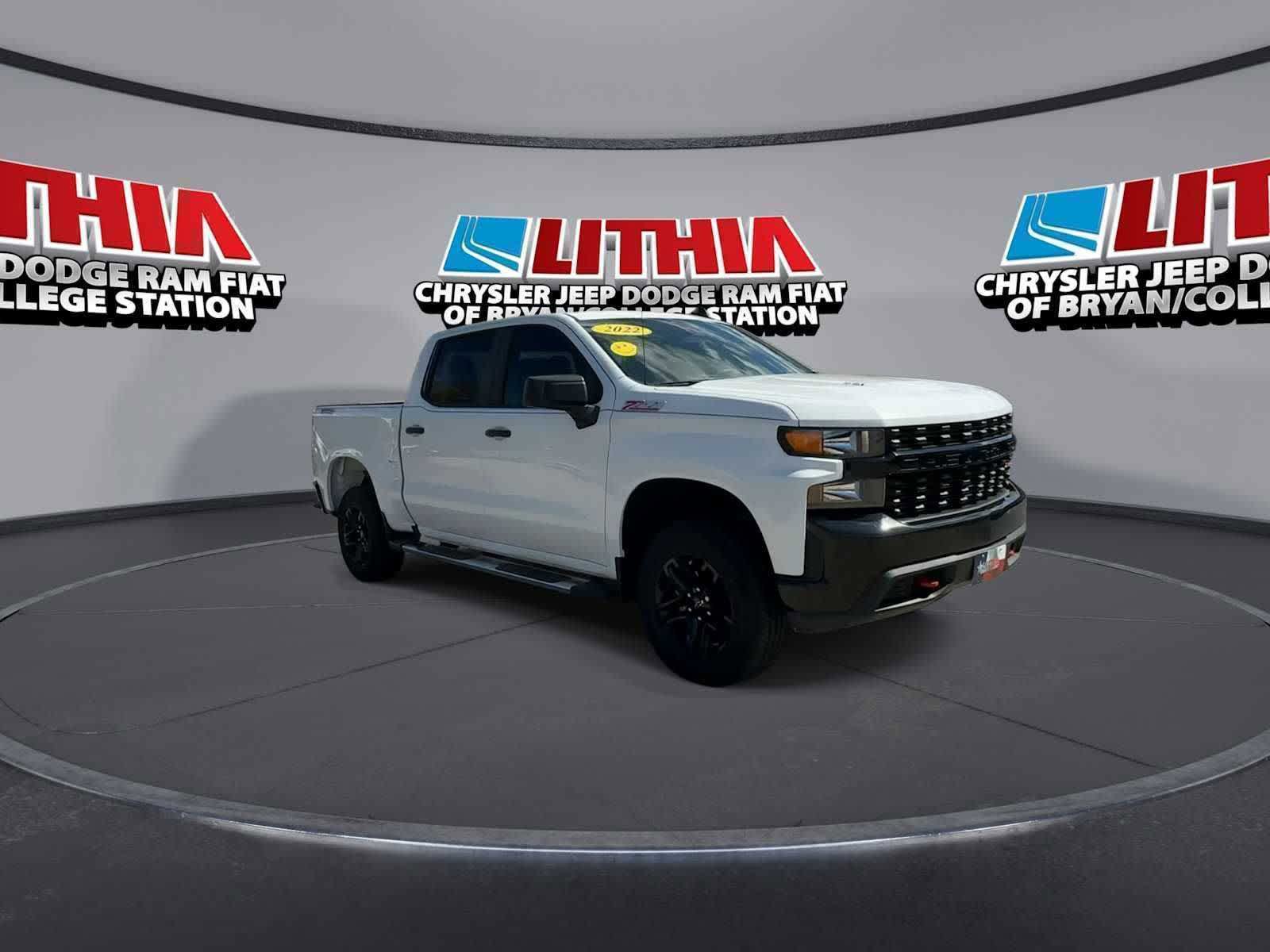 Used 2022 Chevrolet Silverado 1500 Custom Trail Boss AWD/4WD image 2