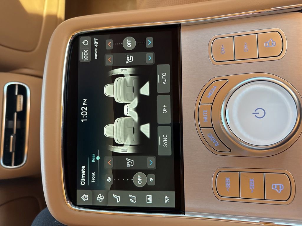 New 2026 Genesis G90 3.5T image 16