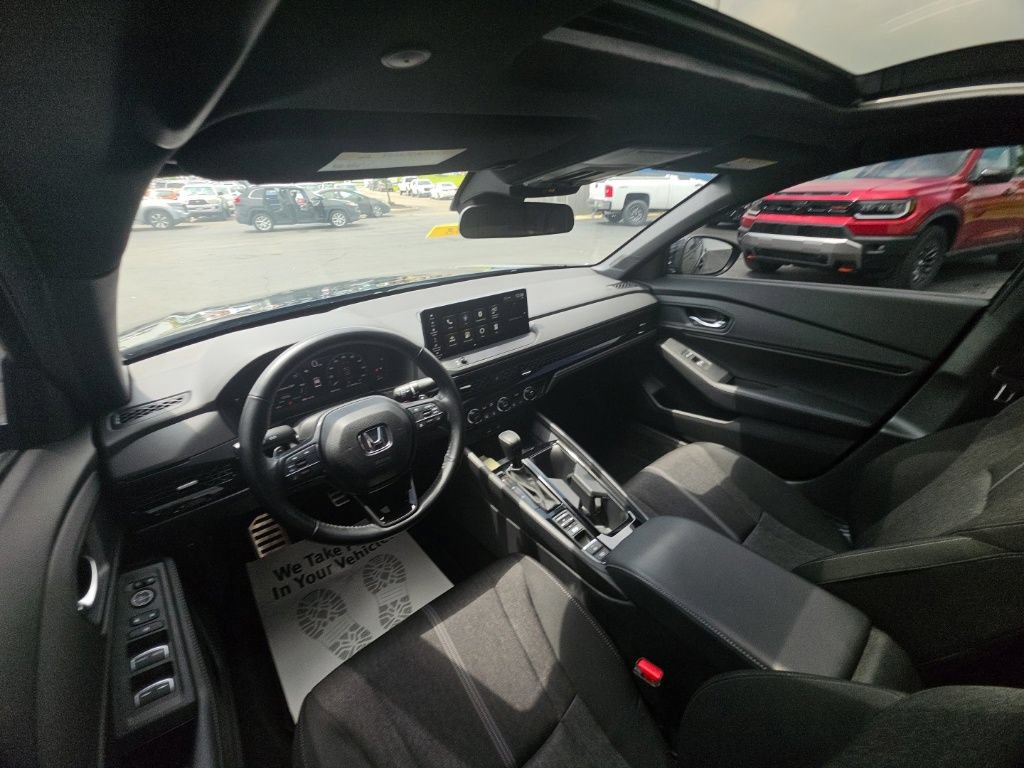 Used 2024 Honda Accord Sport image 28