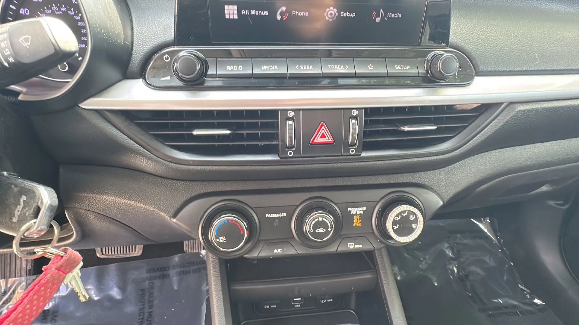 Used 2023 Kia Forte LXS w/ LXS Technology Package image 23