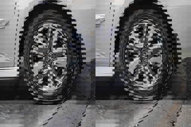 Used 2016 Honda Odyssey Touring Elite image 10