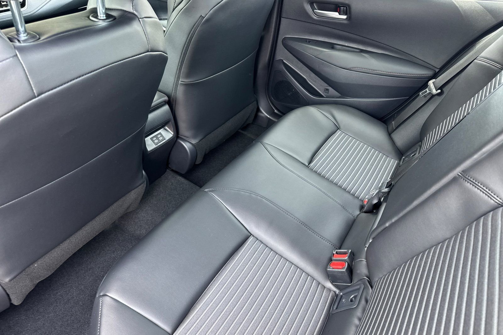 New 2026 Toyota Corolla XSE image 5