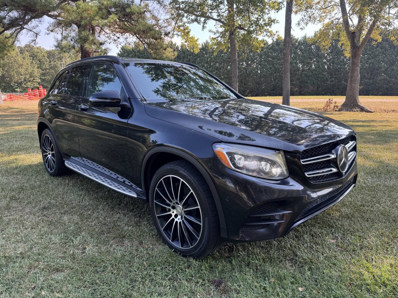 Used 2016 Mercedes-Benz GLC 300 4MATIC image 3