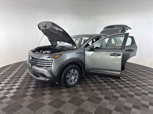 Used 2025 Nissan Kicks S image 10