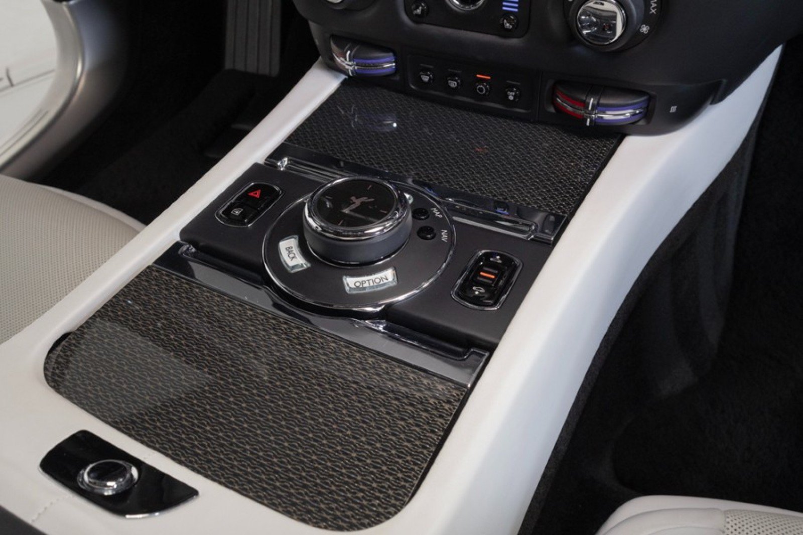 Used 2021 Rolls-Royce Wraith RWD image 57