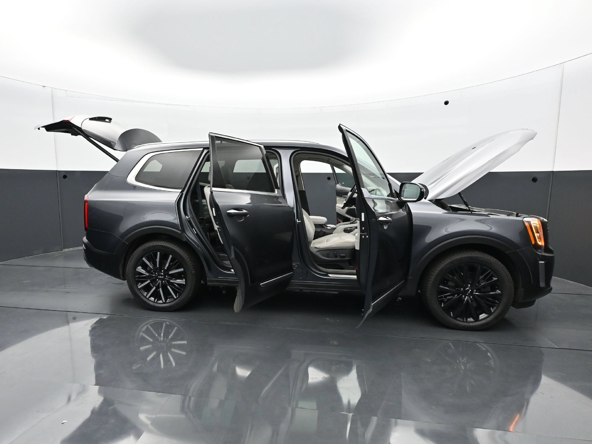 Used 2022 Kia Telluride SX w/ SX Prestige Package AWD/4WD image 38