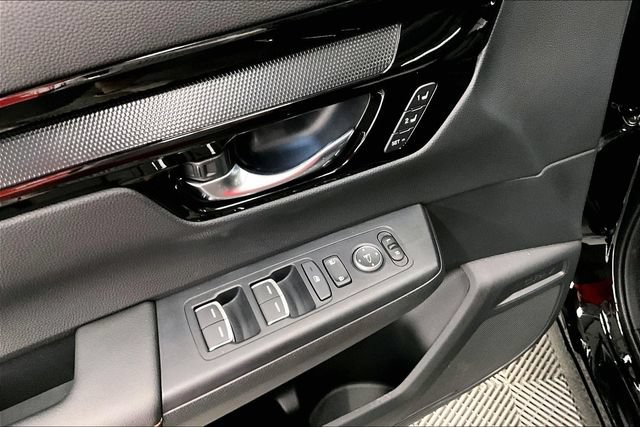 Used 2025 Honda CR-V Sport Touring image 32