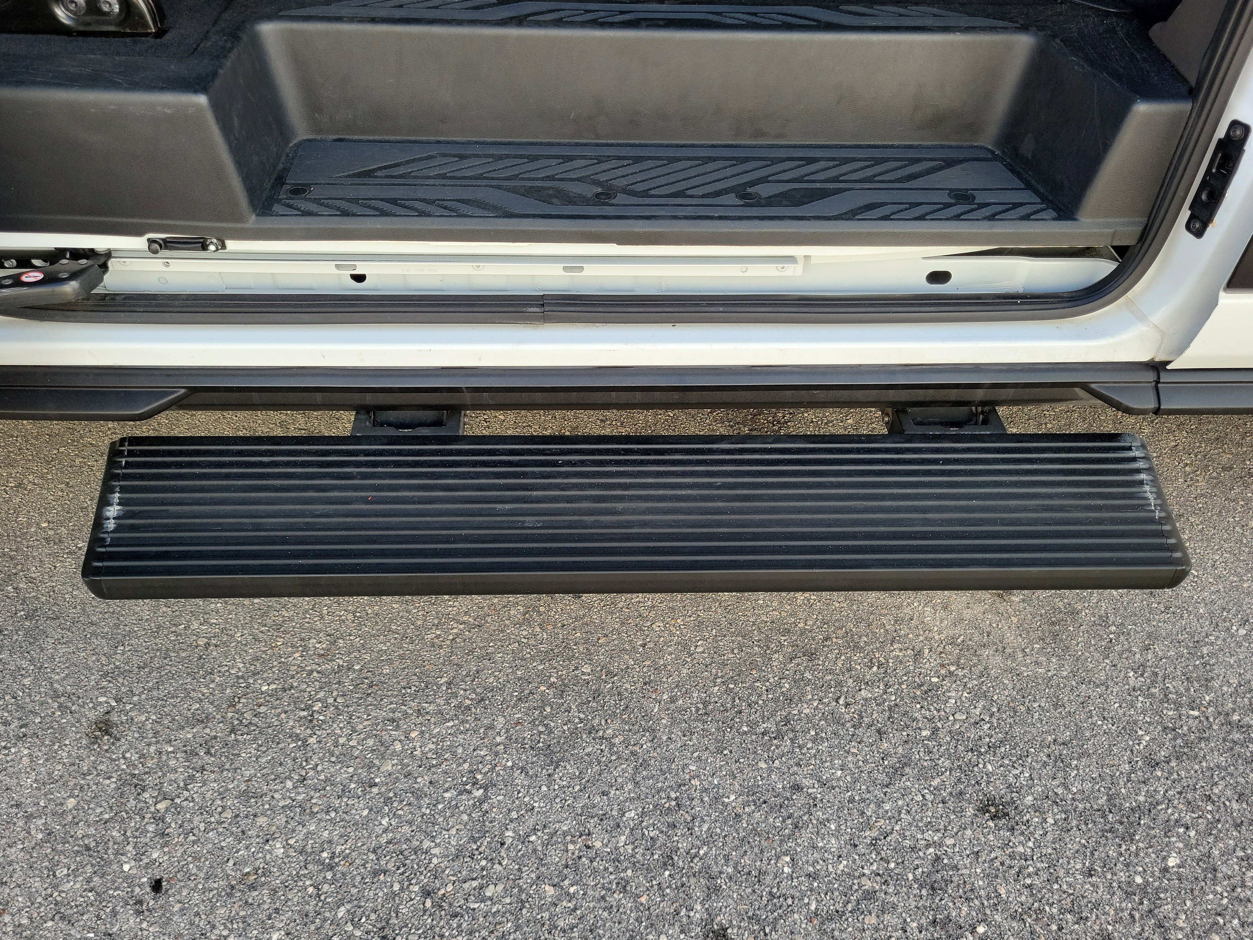 Used 2023 Ford Transit 350 XLT image 13