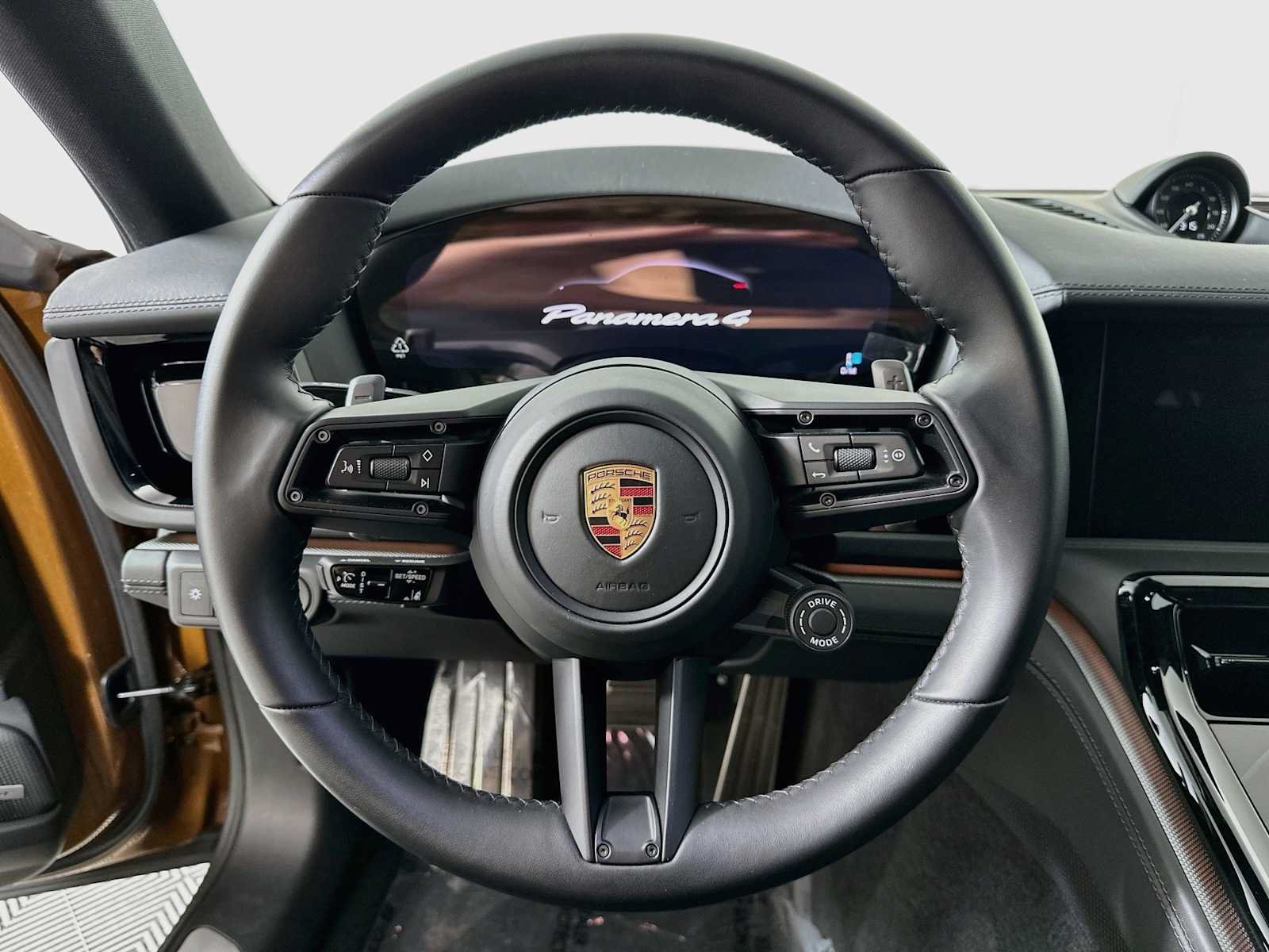 Certified 2025 Porsche Panamera 4 AWD/4WD image 14