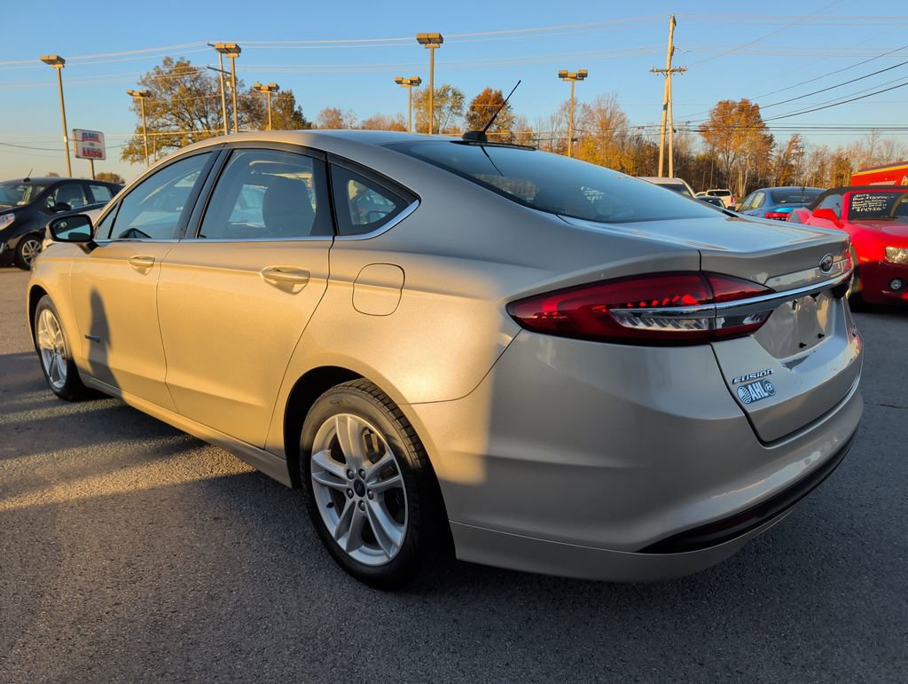 Used 2018 Ford Fusion S image 5