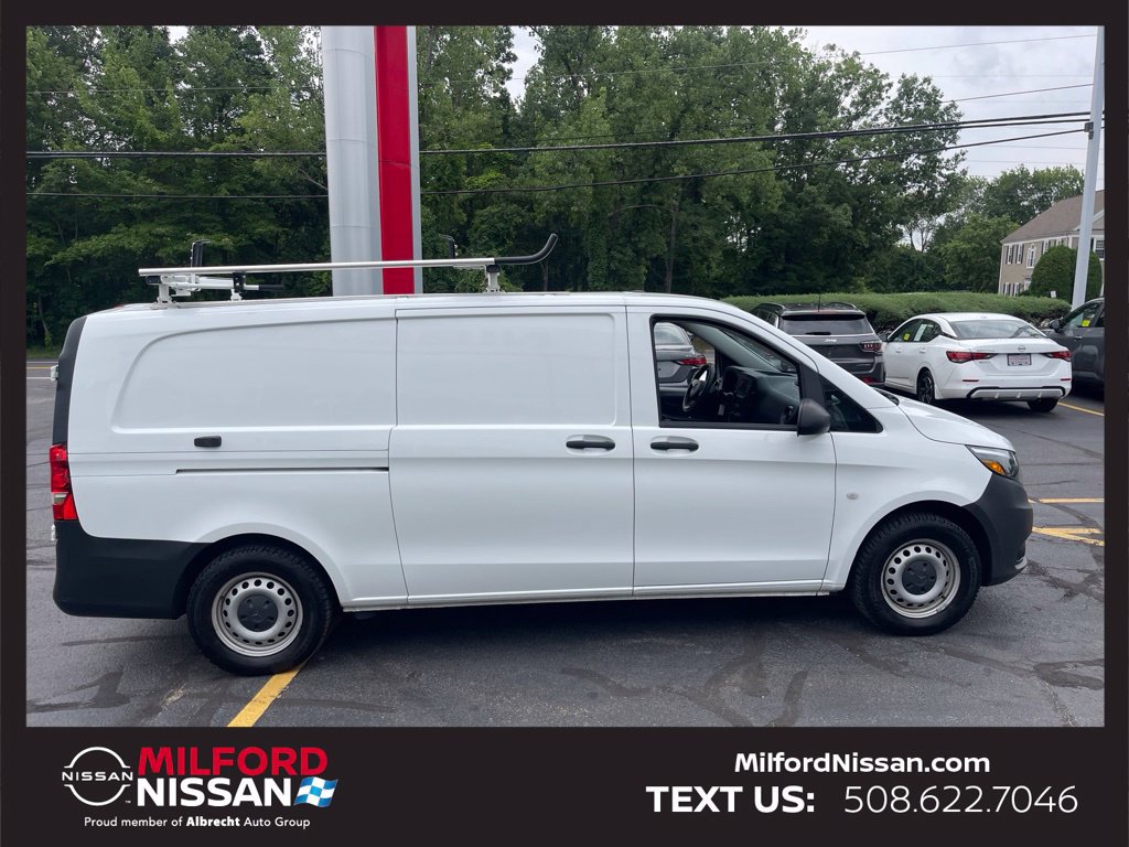 Used 2023 Mercedes-Benz Metris image 6