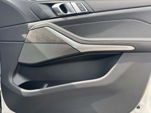 Certified 2026 BMW X5 xDrive50e image 28