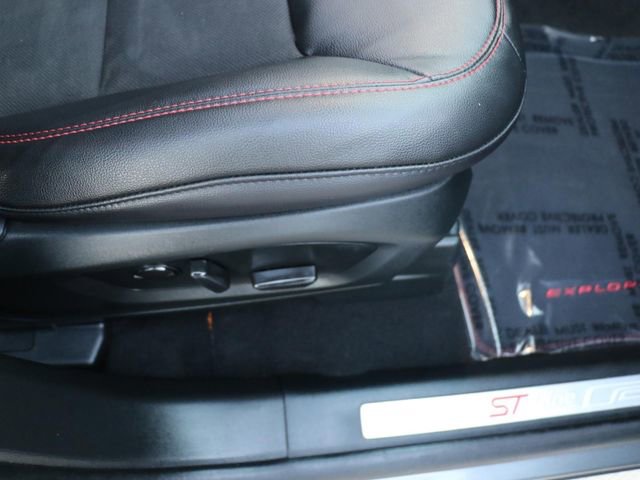 Used 2024 Ford Explorer ST-Line w/ Class IV Trailer Tow Package image 10