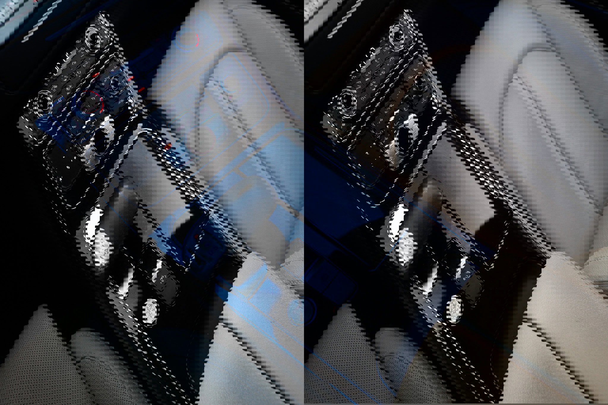 Used 2012 Audi A8 4.2 image 42