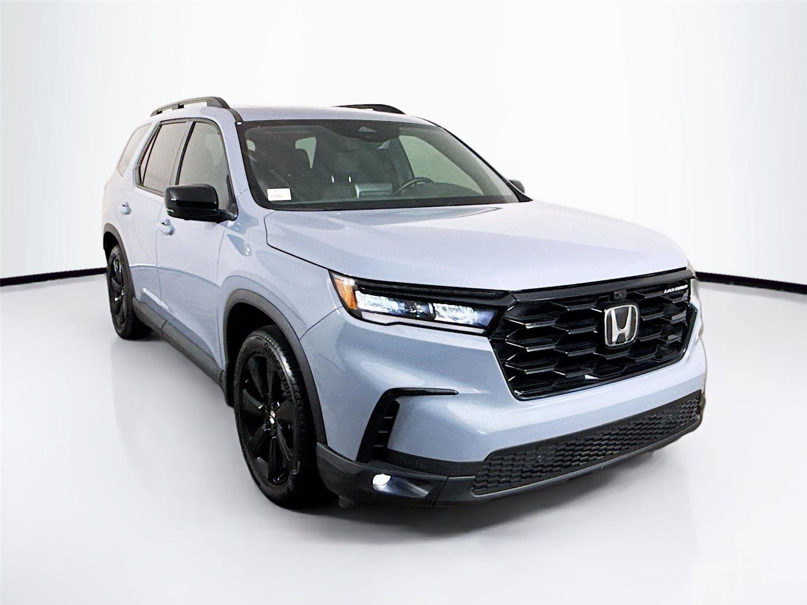 Used 2025 Honda Pilot Black Edition image 9