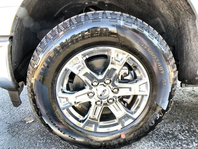 Used 2023 Ford F150 Lariat image 10