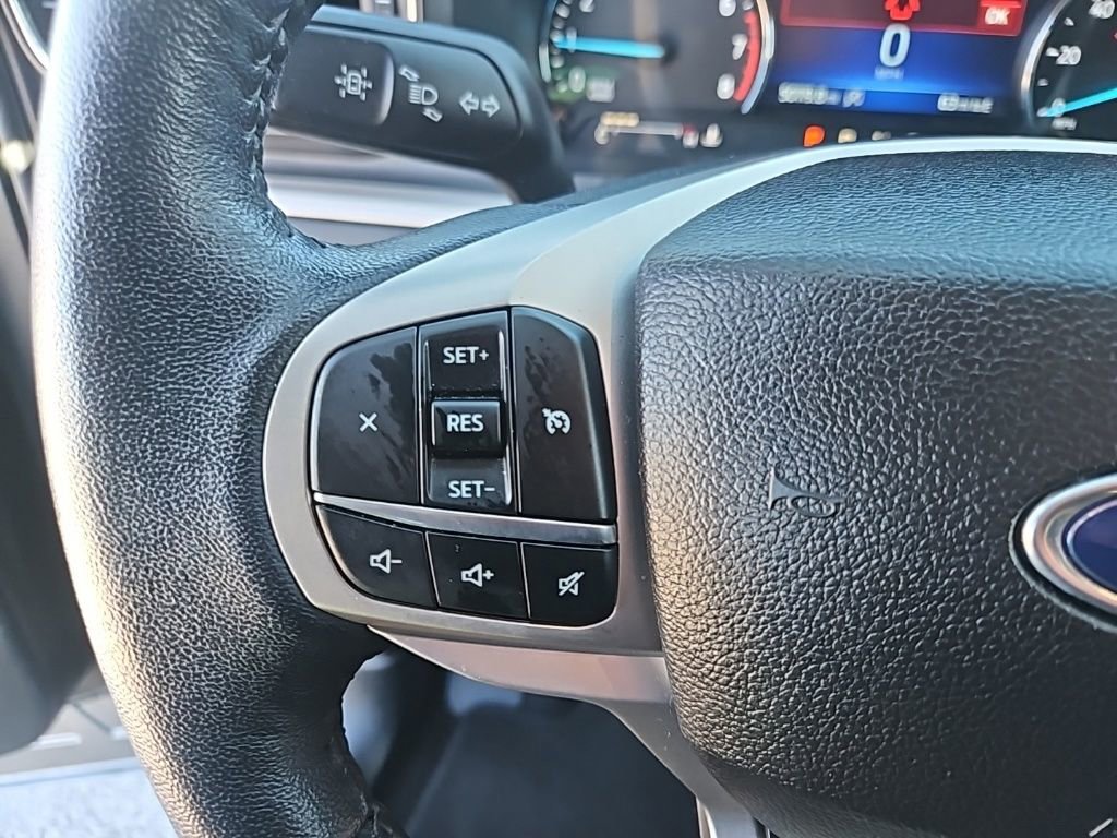 Used 2023 Ford Explorer XLT w/ Equipment Group 202A image 18
