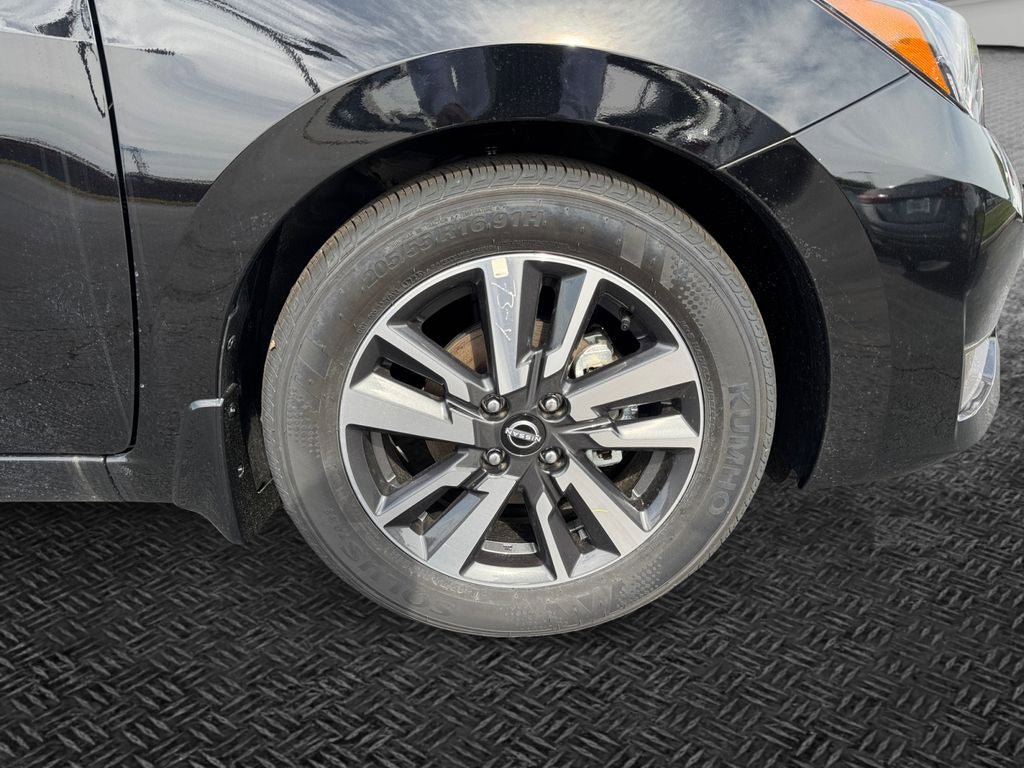 New 2025 Nissan Versa S w/ S Plus Package FWD image 11