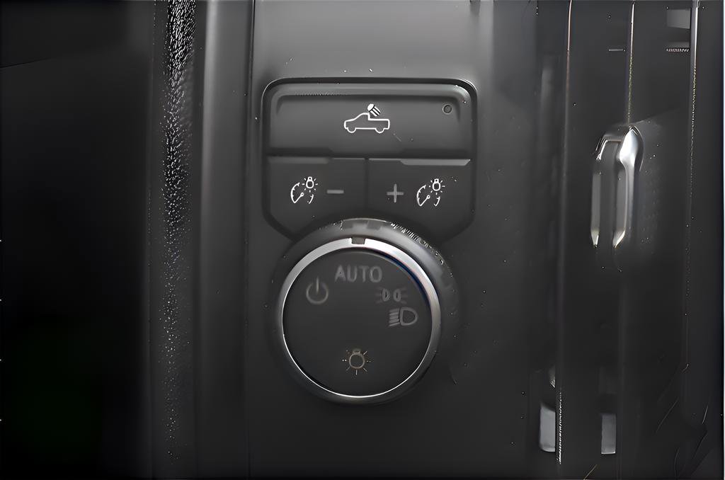 Used 2022 Chevrolet Silverado 1500 Custom image 11