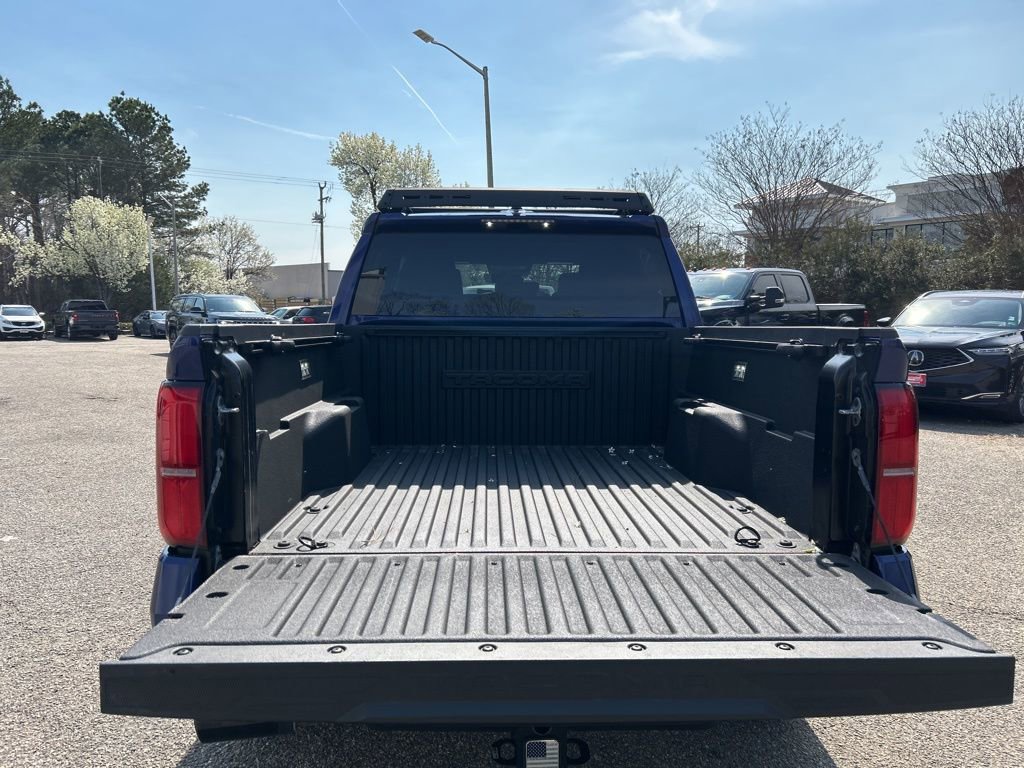 Used 2024 Toyota Tacoma TRD Off-Road image 25