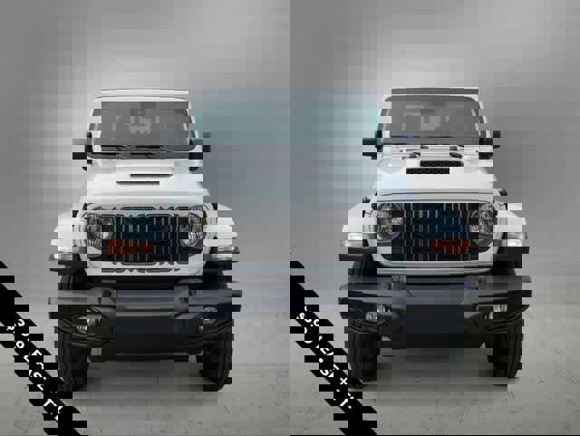 New 2025 Jeep Gladiator Sport image 3