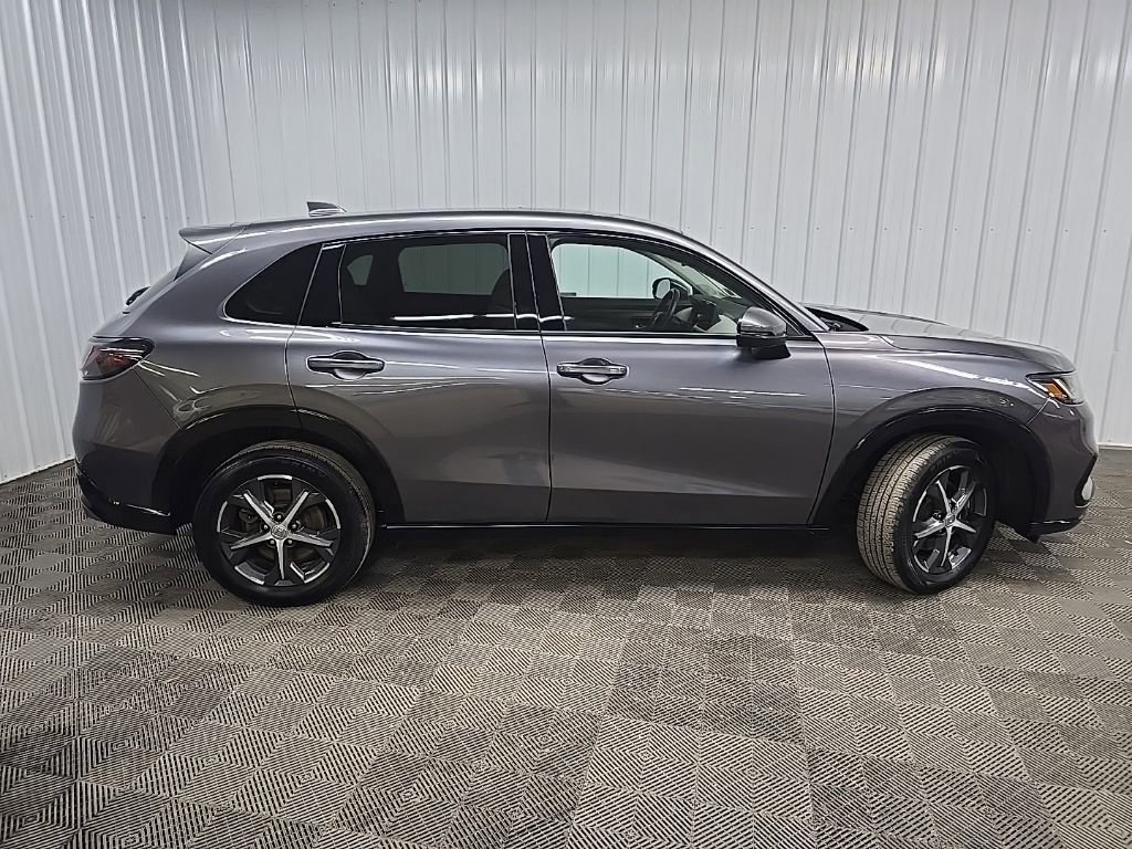 Used 2023 Honda HR-V EX-L image 2