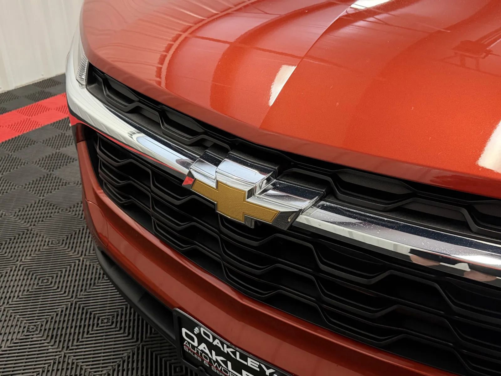 Used 2024 Chevrolet Trax LS w/ LS Convenience Package FWD image 8