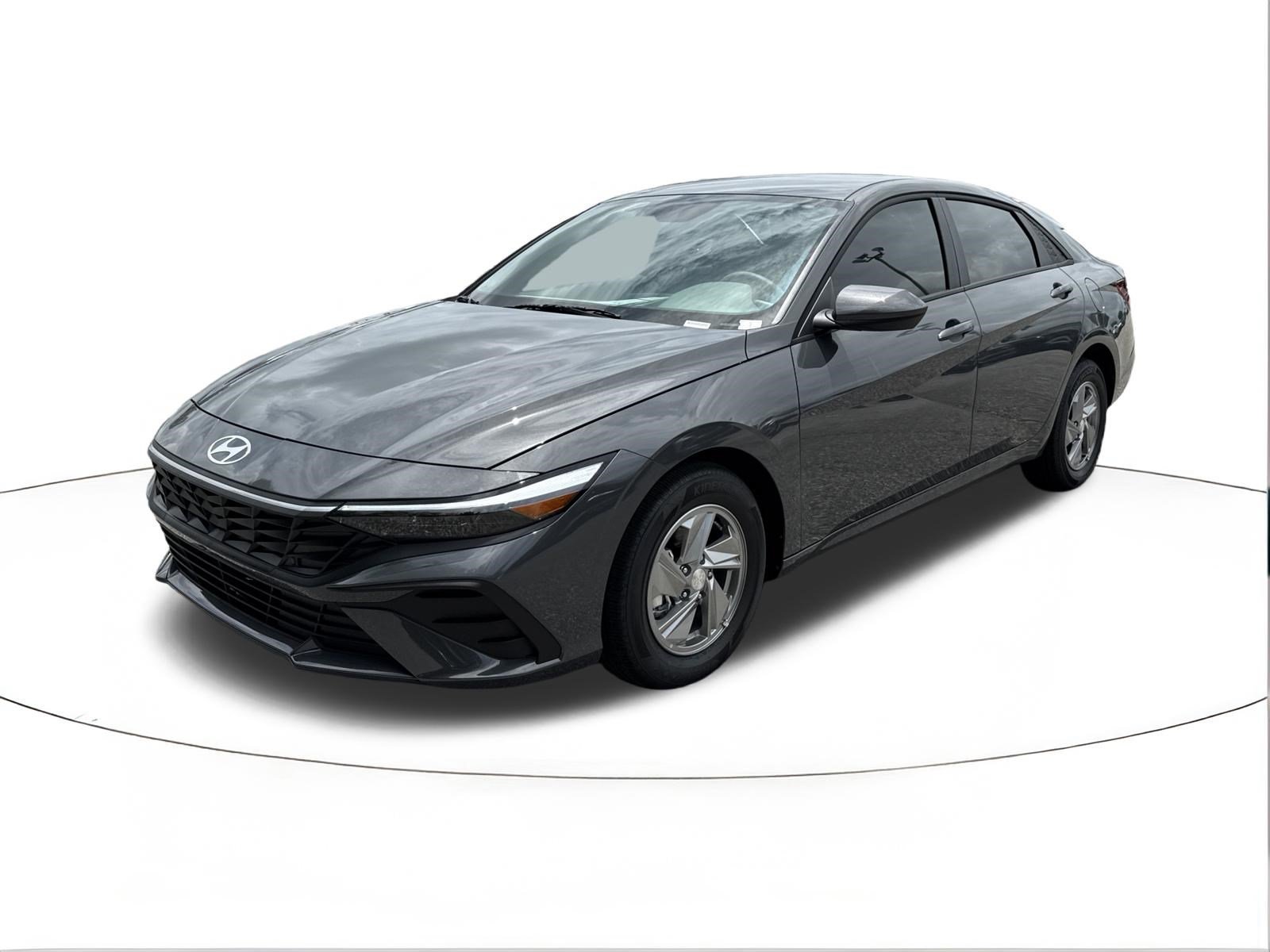 New 2026 Hyundai Elantra SE FWD image 7