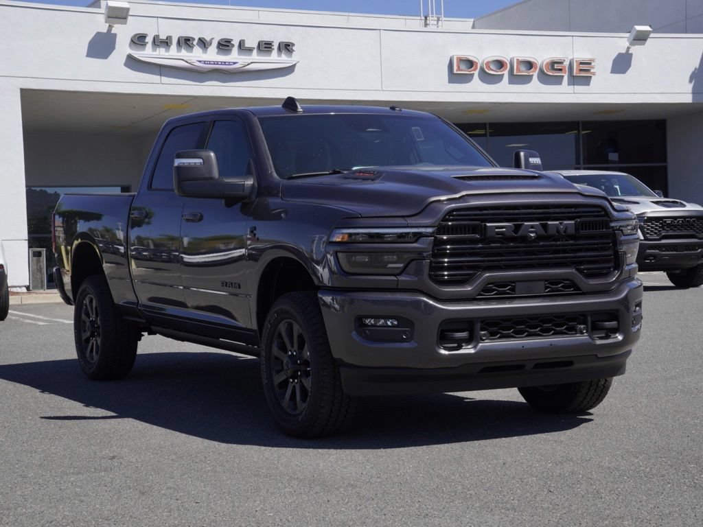 New 2026 RAM 2500 Laramie AWD/4WD image 2
