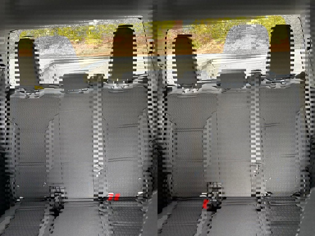 New 2026 GMC Sierra 2500 SLE w/ SLE Convenience Package image 17