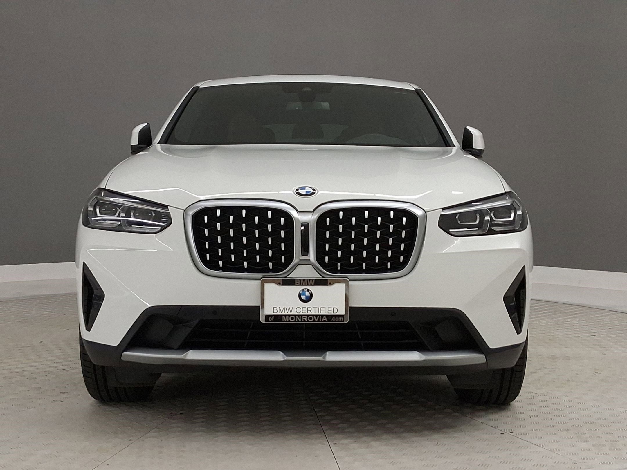 Certified 2023 BMW X4 xDrive30i w/ Convenience Package image 4