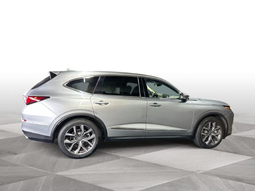 Used 2024 Acura MDX w/ Technology Package FWD image 9
