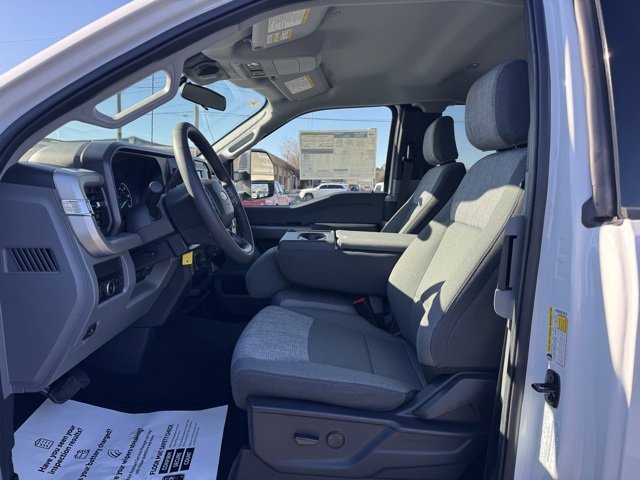 New 2025 Ford F350 XLT w/ FX4 Off-Road Package image 19