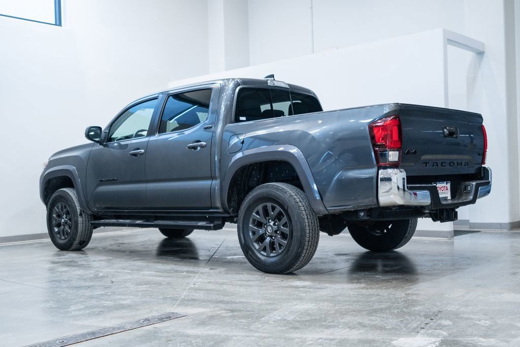 Used 2020 Toyota Tacoma SR5 w/ Blackout Package image 7