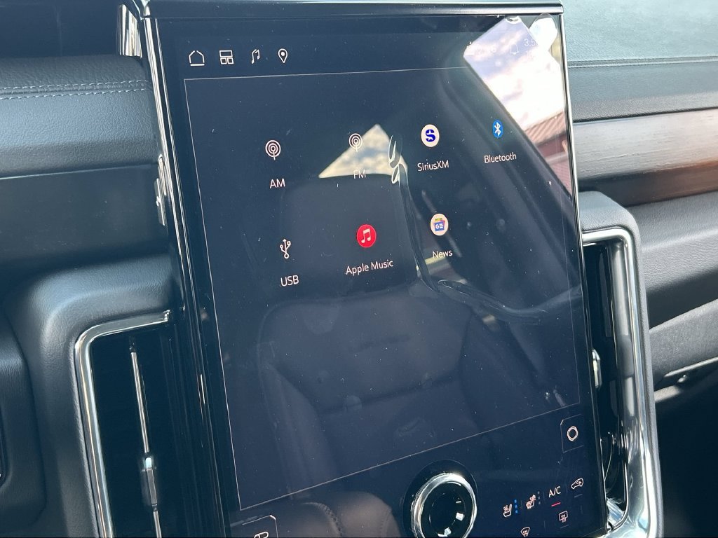 New 2027 GMC Yukon Denali AWD/4WD image 13