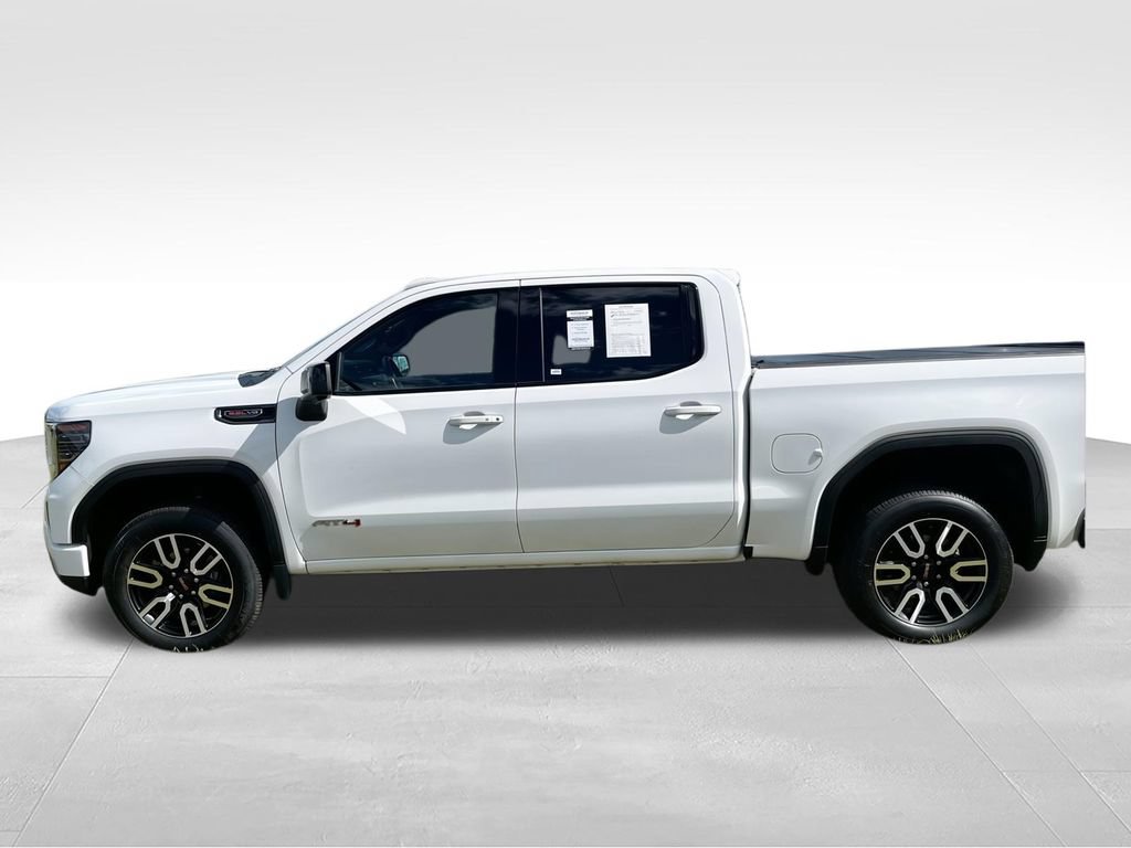 Used 2023 GMC Sierra 1500 AT4 w/ AT4 Preferred Package AWD/4WD image 5