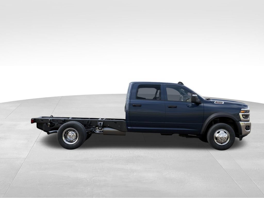 New 2026 RAM 3500 Tradesman AWD/4WD image 21