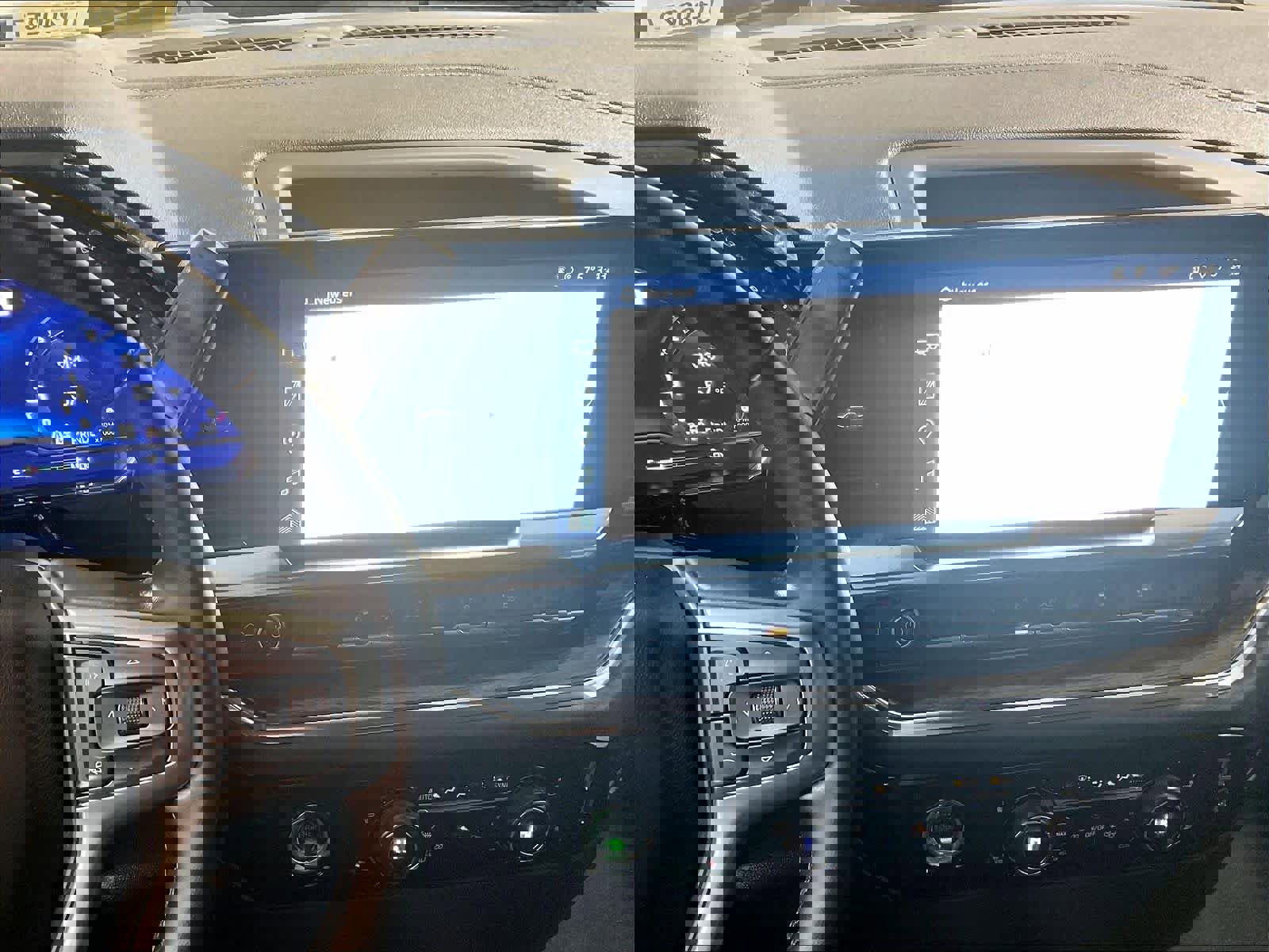 Used 2023 Chevrolet Silverado 1500 LT image 18