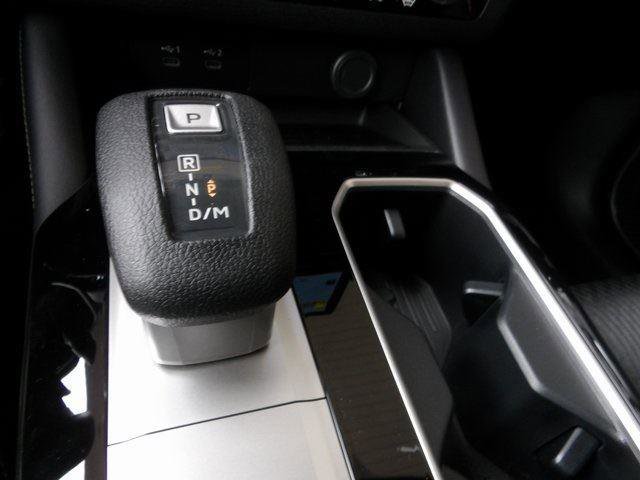 New 2025 Mitsubishi Outlander ES image 19