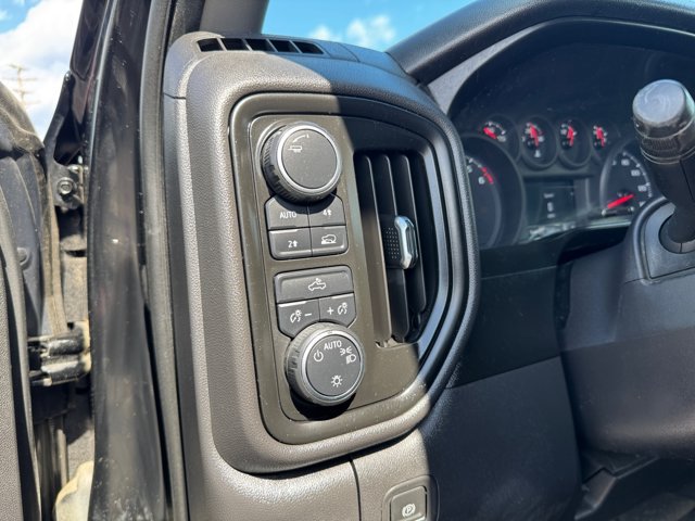 Used 2021 Chevrolet Silverado 1500 Custom AWD/4WD image 31