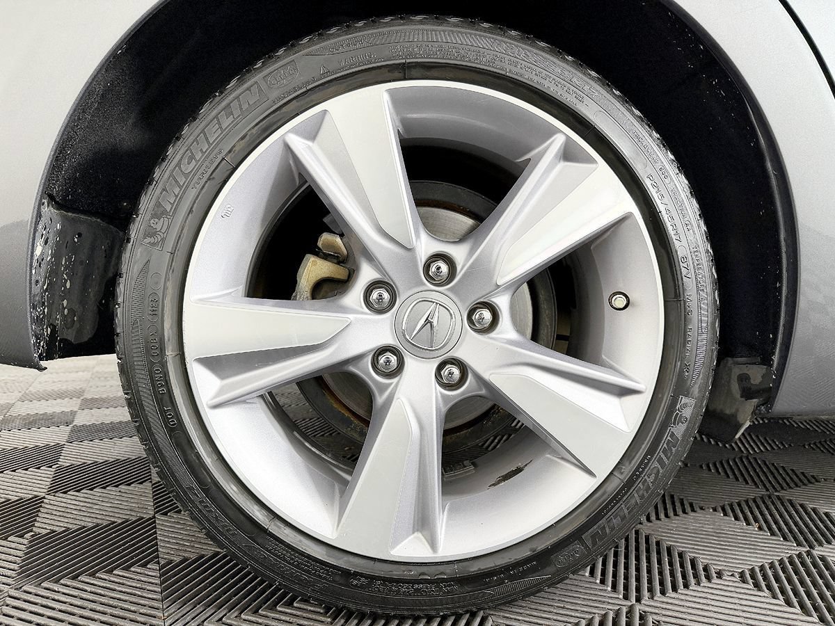 Used 2014 Acura ILX w/ Technology Package FWD image 24
