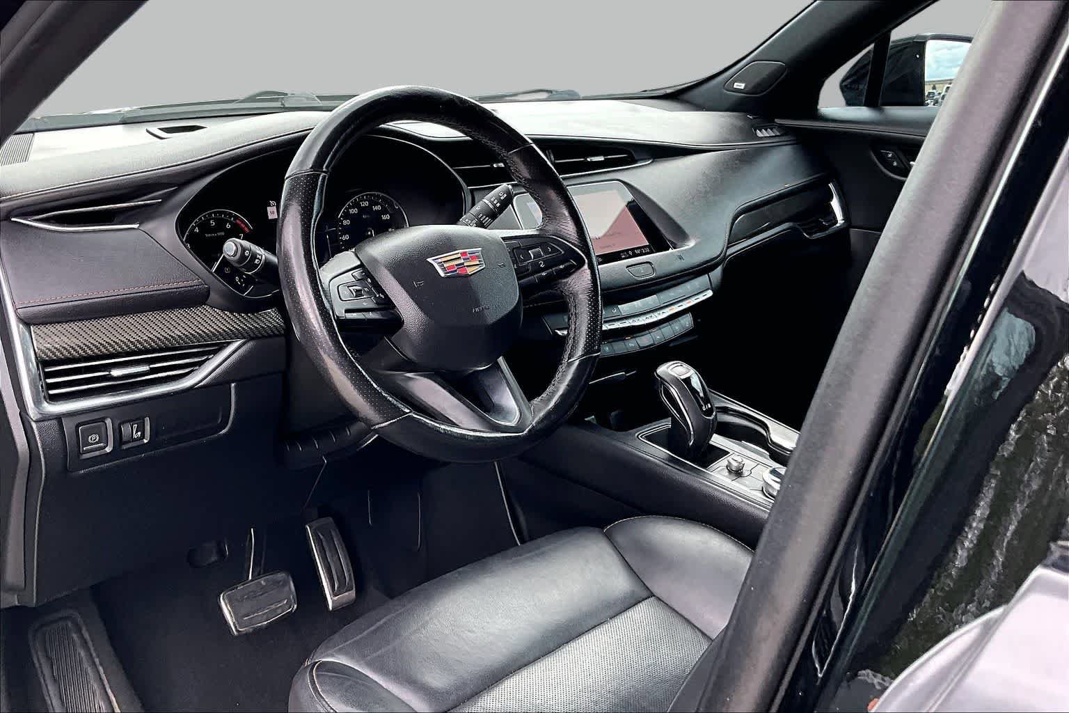 Used 2019 Cadillac XT4 Sport FWD image 17