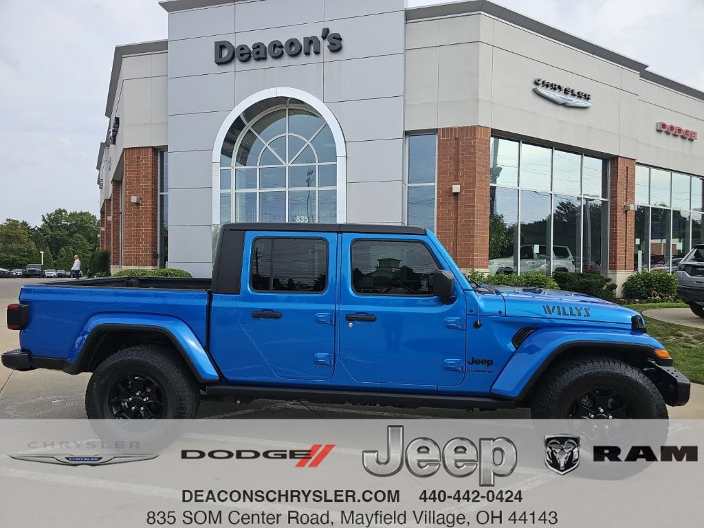 Used 2021 Jeep Gladiator Sport AWD/4WD image 1
