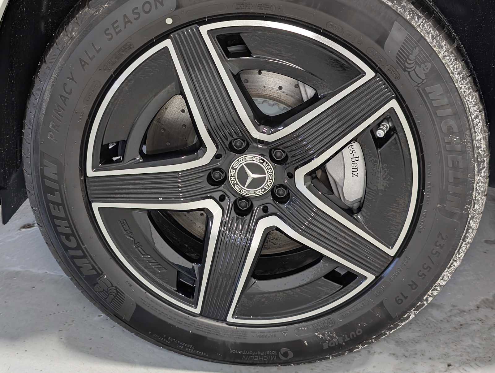 New 2026 Mercedes-Benz GLC 300 4MATIC image 3